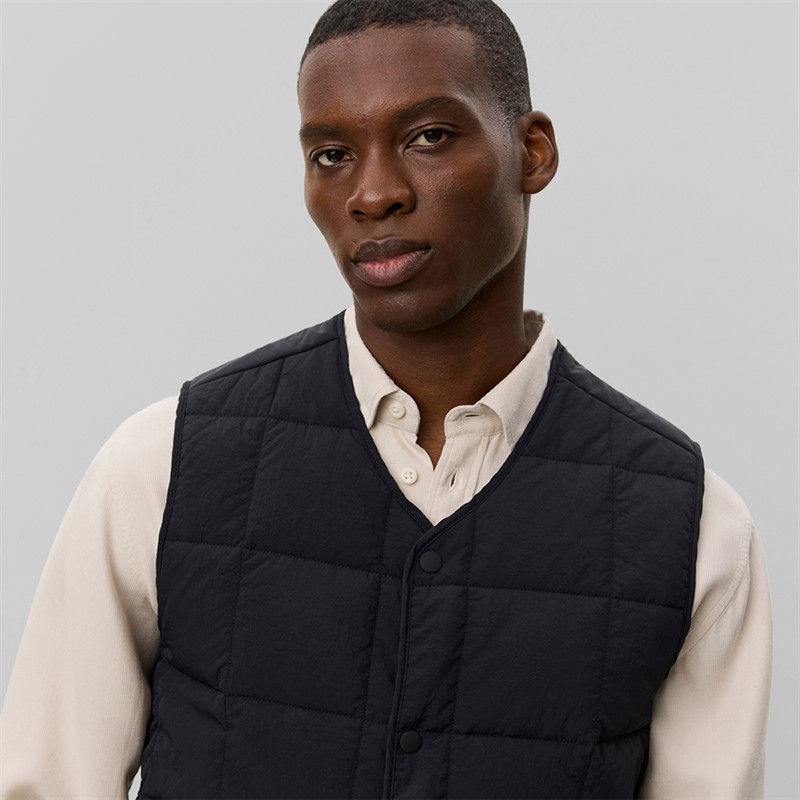 Les Deux Mens Matt Vest Black