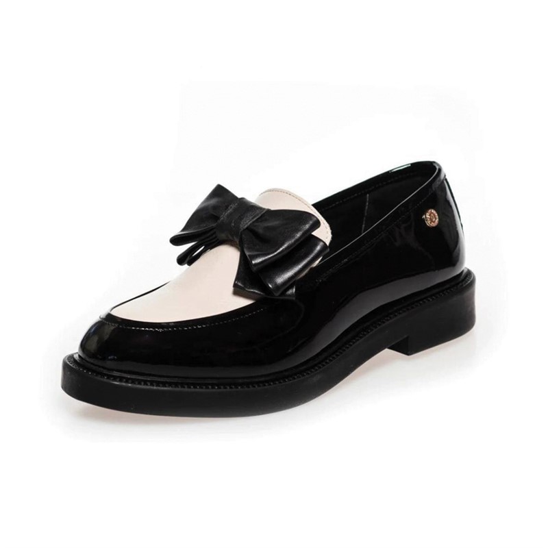 Copenhagen Shoes 0010 loafers dla niej kolor czarny/biało-kremowy/czarny