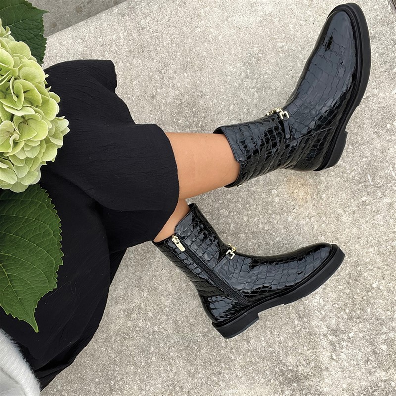 Copenhagen Shoes Sorte støvler til kvinder A Miracle 0001 Black