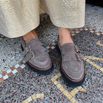 Copenhagen Shoes Magic Move 3 loafers dla niej kolor 2827 dymny