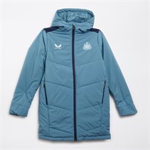 Castore Junior NUFC Newcastle United Players Long Bench Jacket Bluestone/Peacoat
