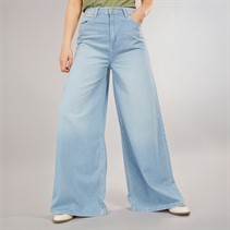 Foxdale Womens Greenwich Wide Leg Jeans Light Wash