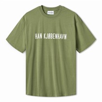 Han KJØBENHAVN Herre Logo Boxy T-Shirt Army Grøn