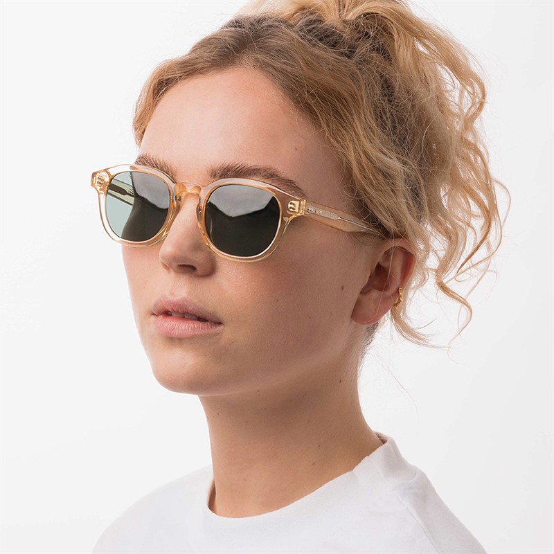 MessyWeekend Bille Zonnebrillen Champagne