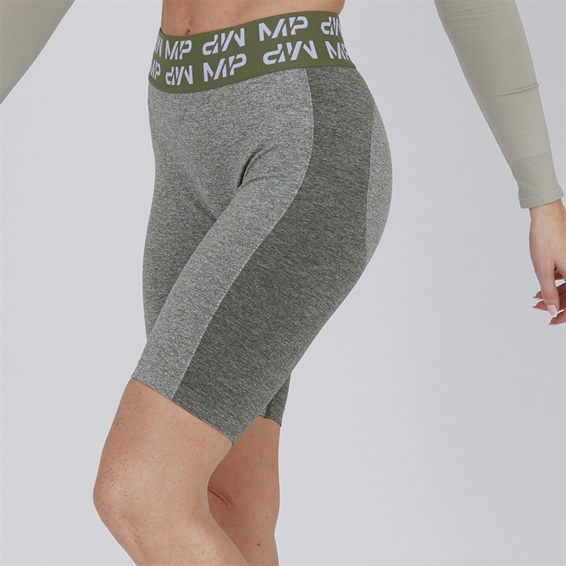 MYPROTEIN Womens Curve Cycling Shorts Green