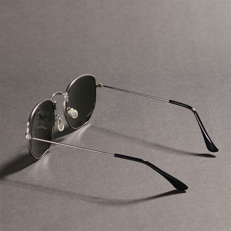 Sunsentials Mens Round Sunglasses Silver