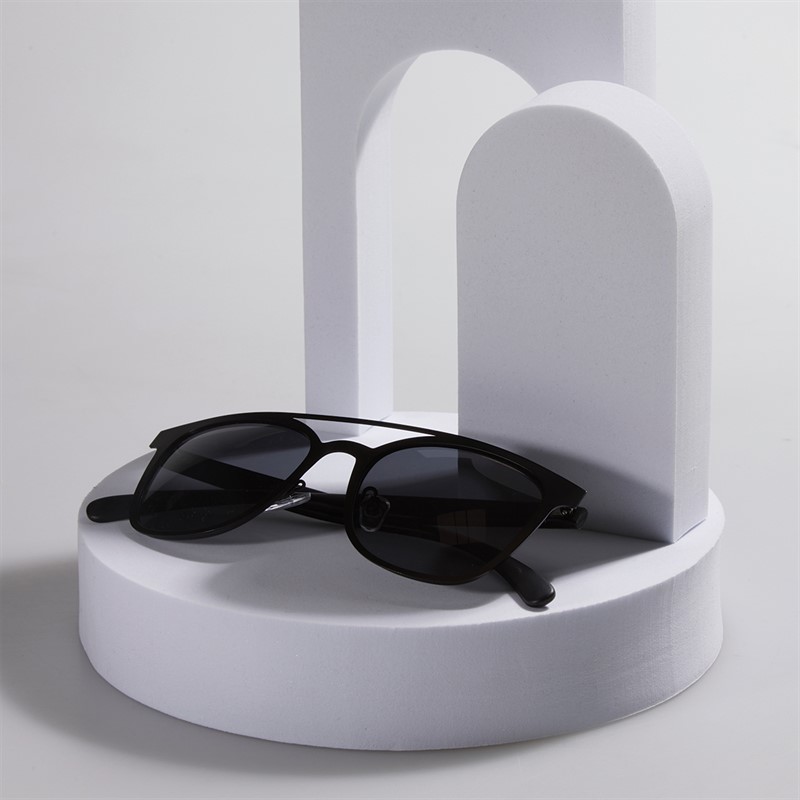 Sunsentials Mens Rounded Square Sunglasses Matte Black