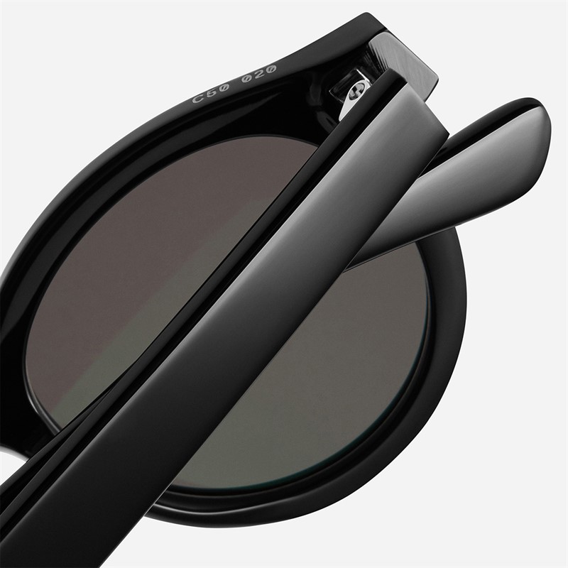 AY Studios Lunettes de soleil nobles Noir