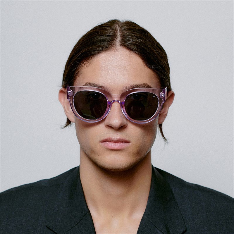 A Kjærbede Lilly Solbriller Lavender Transparent