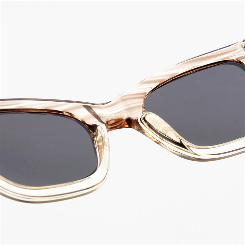 A Kjærbede Store Kanye Solbriller Demi Grey/Crystal Transparent