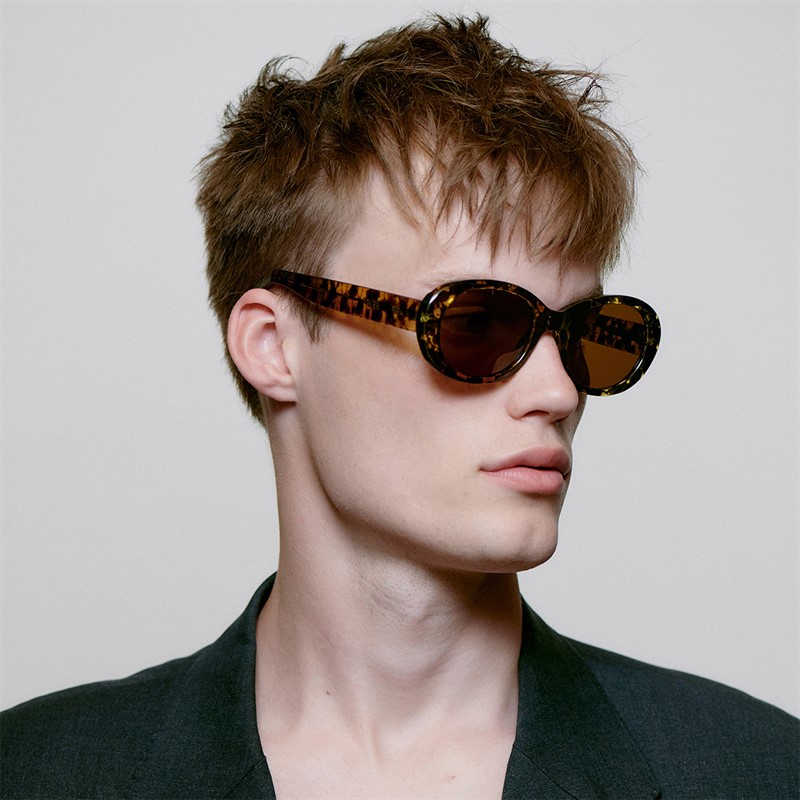 A Kjærbede Anma Solbriller Sort/Yellow Tortoise