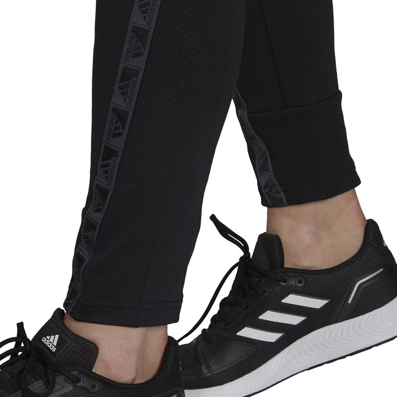 Adidas designed best sale 2 move pants