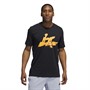 adidas Herren Born Different Graphic Performance Sporttops Schwarz