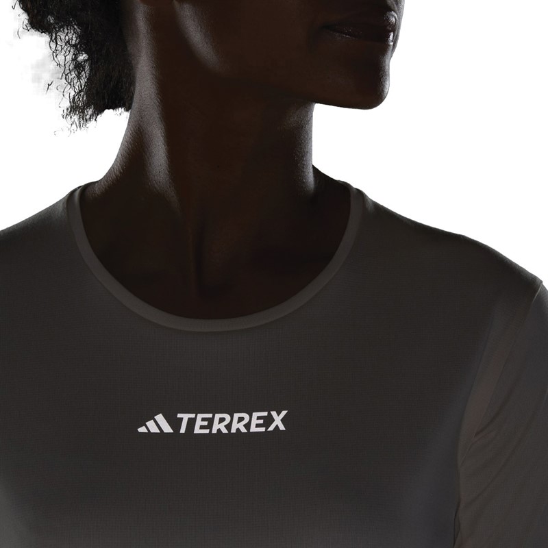 adidas Dames Terrex Multi Aeroready Training Top Zand Strata