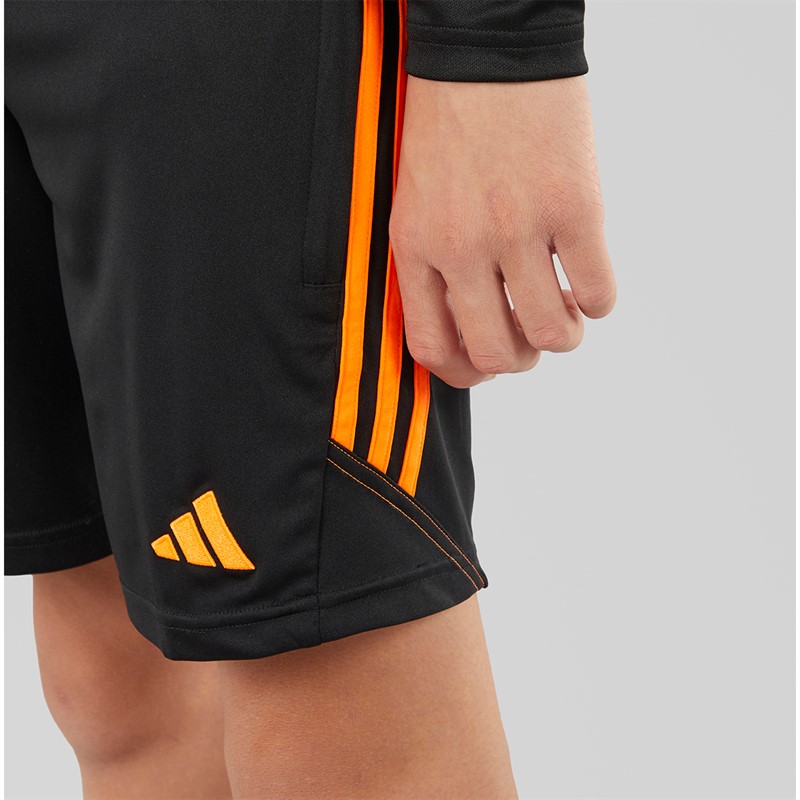 adidas Junior Tiro 23 Club Trainingsshorts Schwarz/Signal Orange