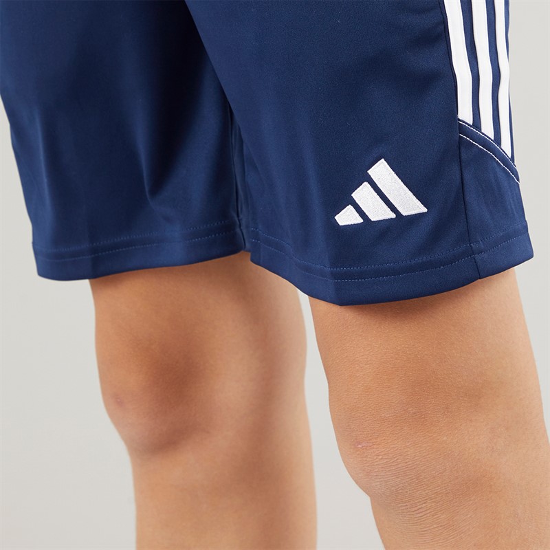 adidas Junior Tiro 23 Club Trainingsshorts Team Navy Blau 2/Weiß