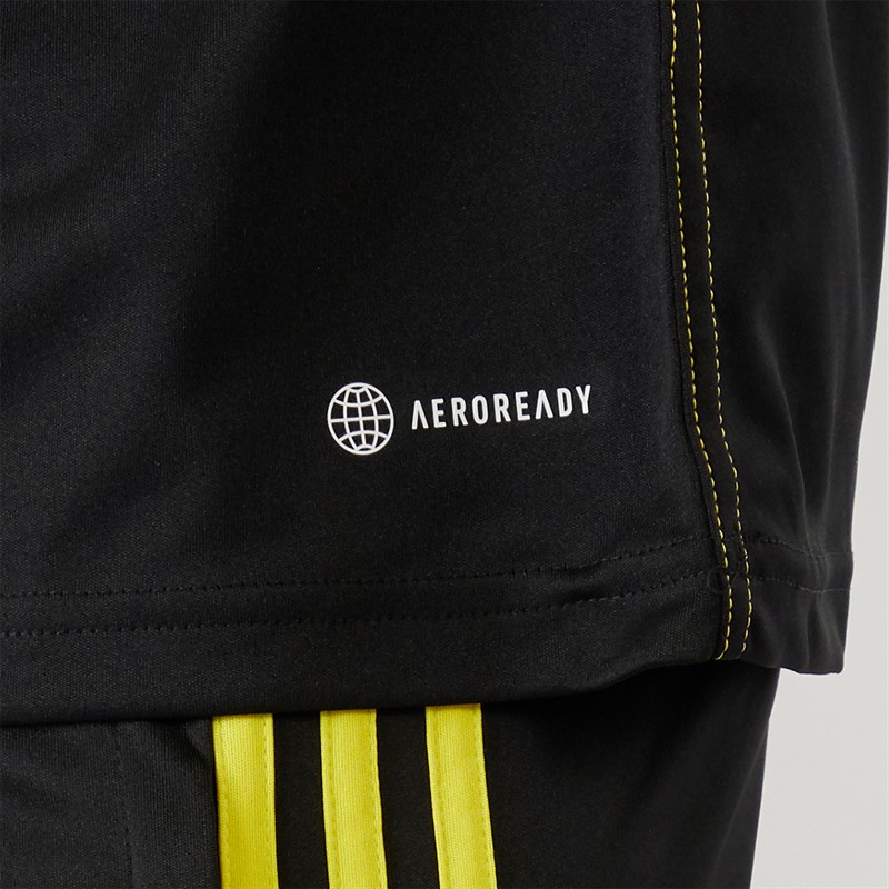 adidas Herren Tiro 23 Club Slim Trainings T Shirt Schwarz/Hellgelb