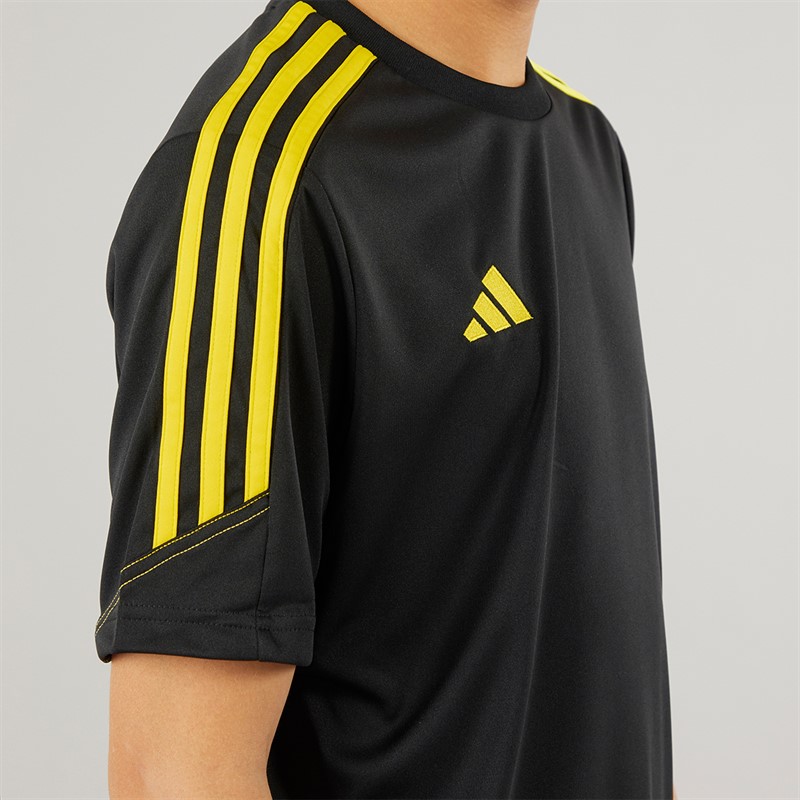 adidas Junior Tiro 23 Club Trainings T Shirt Schwarz / Helles Gelb