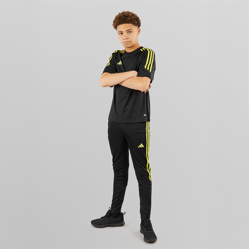 adidas Junior Tiro 23 Club Trainings T Shirt Schwarz / Helles Gelb