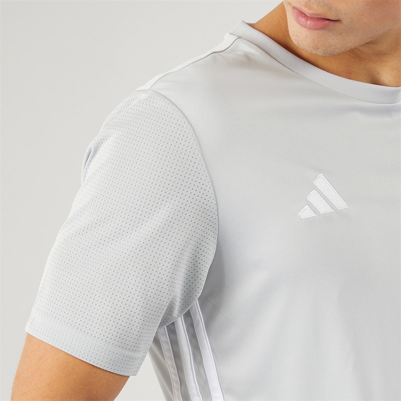 adidas Herren Tabela 23 Trainings T Shirt Hellgrau/Weiss