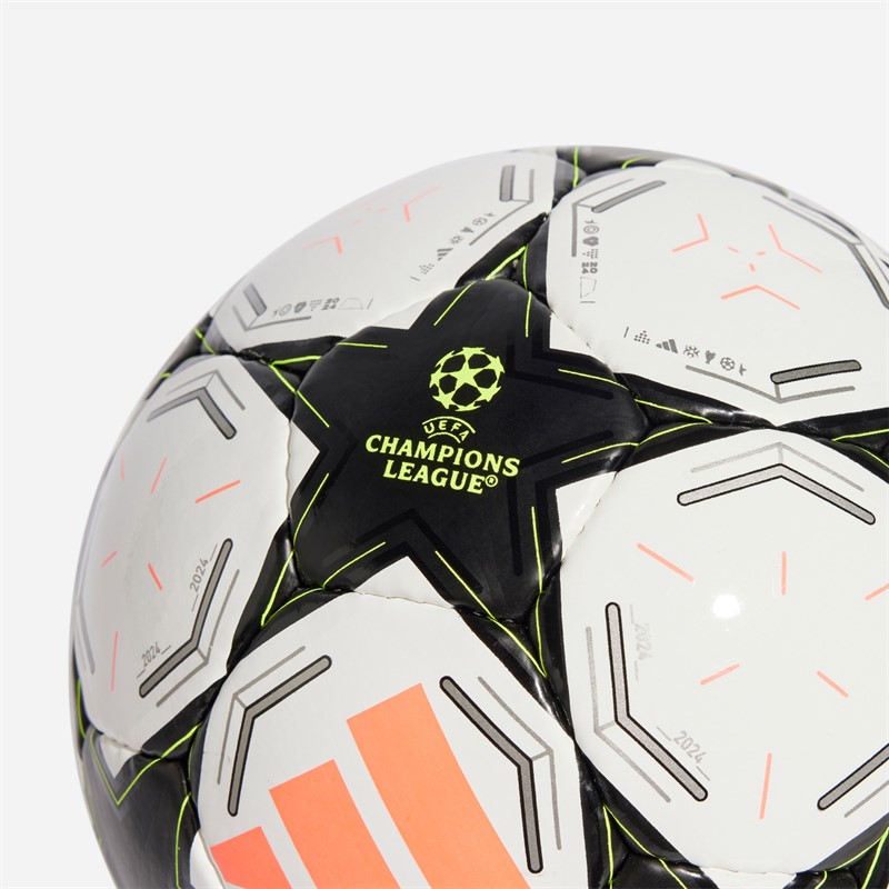 adidas UEFA Champions League 24/25 Pro Sala Match Futsal (FIFA Quality Pro Certificeret) Hvid/Sort/Platinum Metallic/Team Solar Yellow