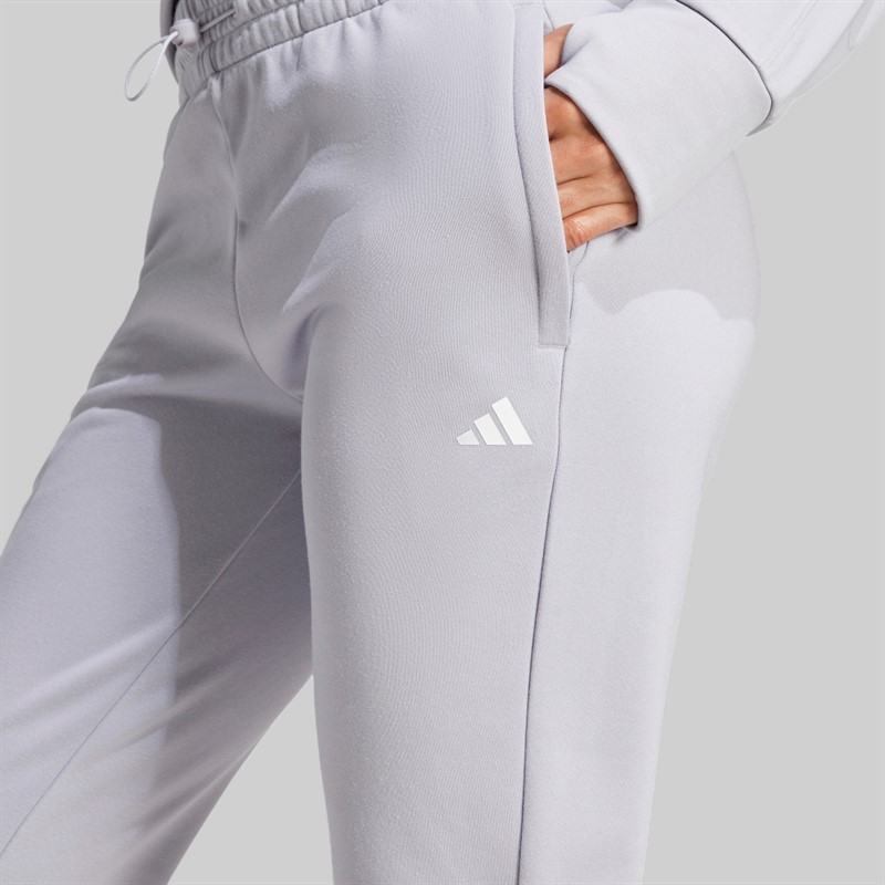 adidas spodnie dresowe Aeroready Game And Go Tapered polar dla niej kolor Gloy Grey/Biały