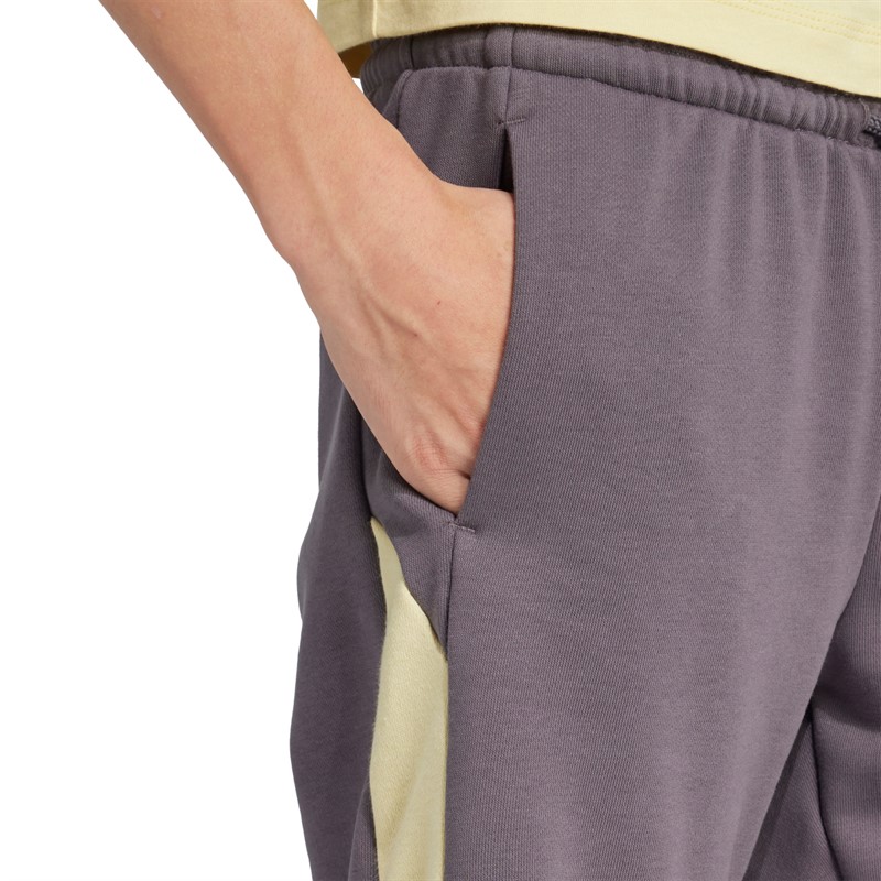 adidas Szorty z kolorowymi blokami dla młodego chłopca kolor Szary/Powder Yellow/Biały