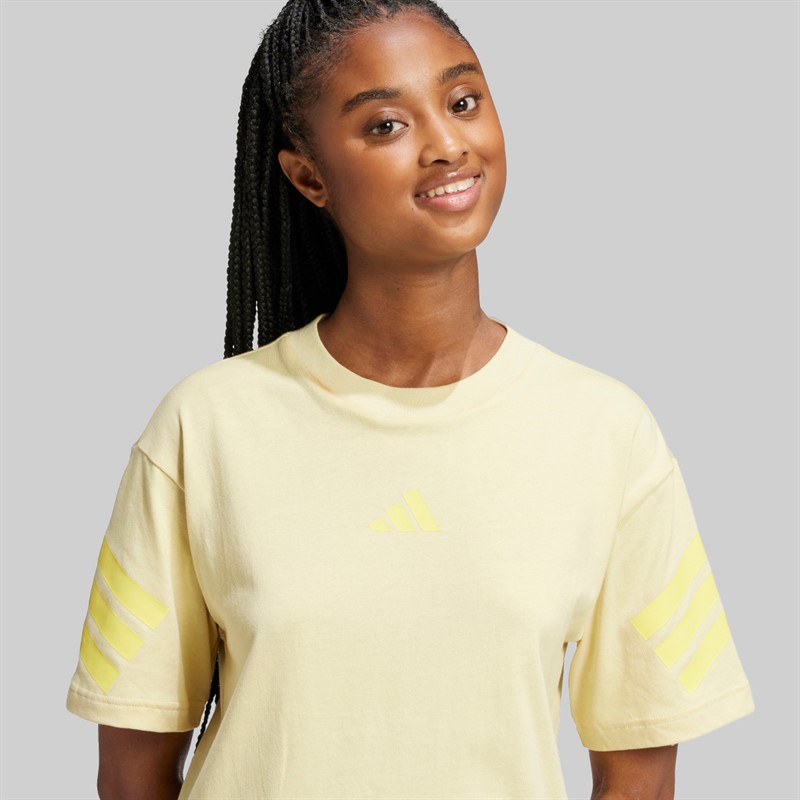 adidas Future Icons 3-Stripes T-shirt dla niej kolor Powder Yellow