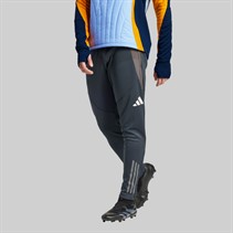 adidas Herren RMCF Real Madrid 24/25 Tiro Winterized Trainingshose Dark Grey/Putty Mauve/Charcoal