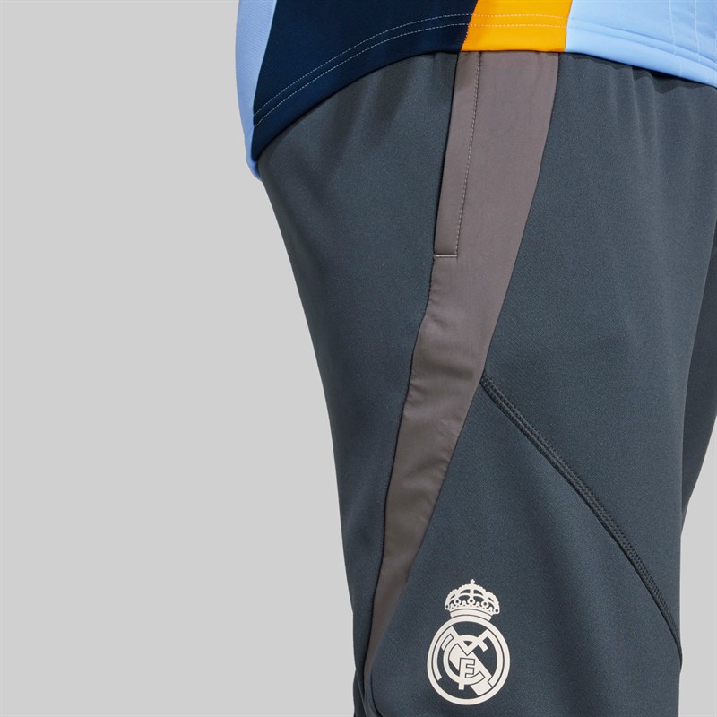 adidas Herren RMCF Real Madrid 24/25 Tiro Winterized Trainingshose Dark Grey/Putty Mauve/Charcoal