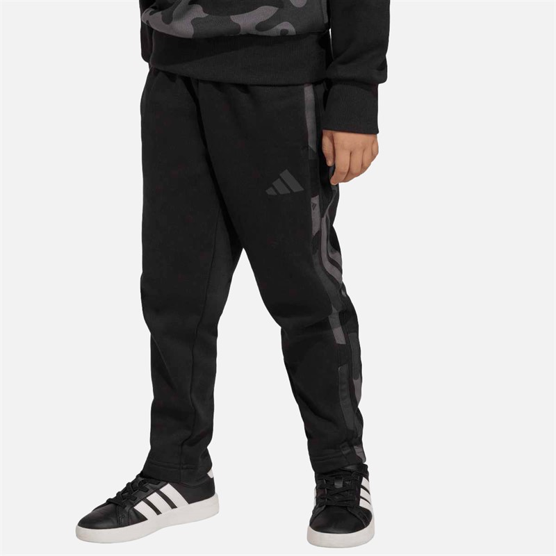 adidas Kinder Saisonale Essentials Camouflage Trainingsanzug Schwarz/Carbon