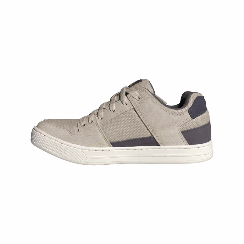 adidas Mens Five Ten Freerider Mountain Bike Shoes Putty Grey/Carbon/Oat