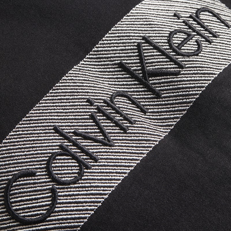 Calvin Klein T-shirt texturé brodé Homme CK Noir