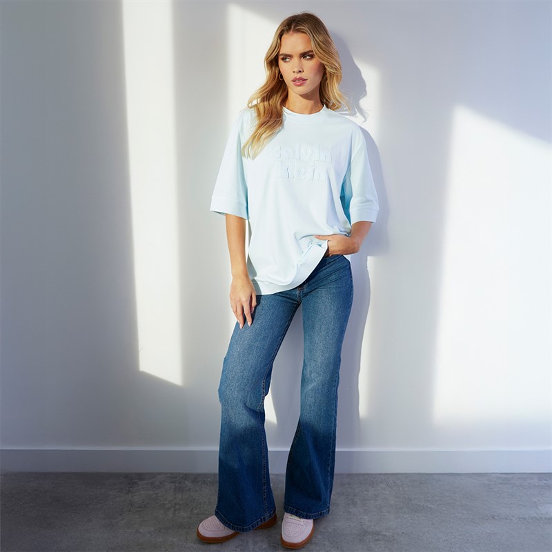 Calvin Klein Womens Oversized T-Shirt Cooling Spray