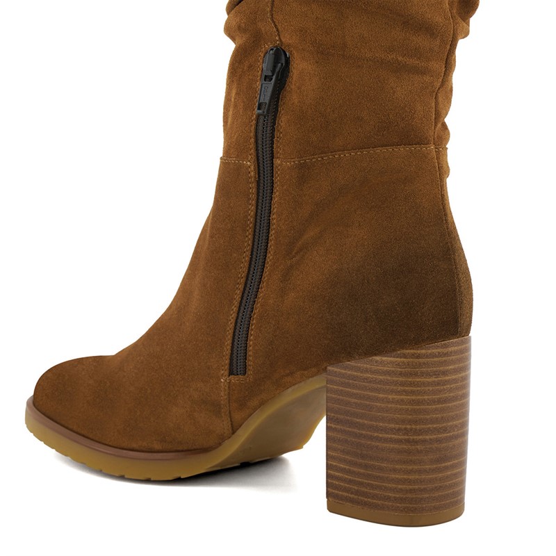 Dune Womens Prominent Ruched Boots Tan Suede