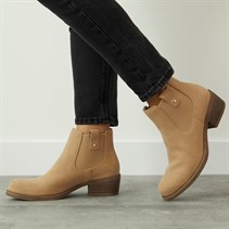 Rocket Dog Womens Richie Heeled Chelsea Boots Taupe