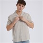 Bench Herren Auxin Hemd mit kurzem Arm Ecru