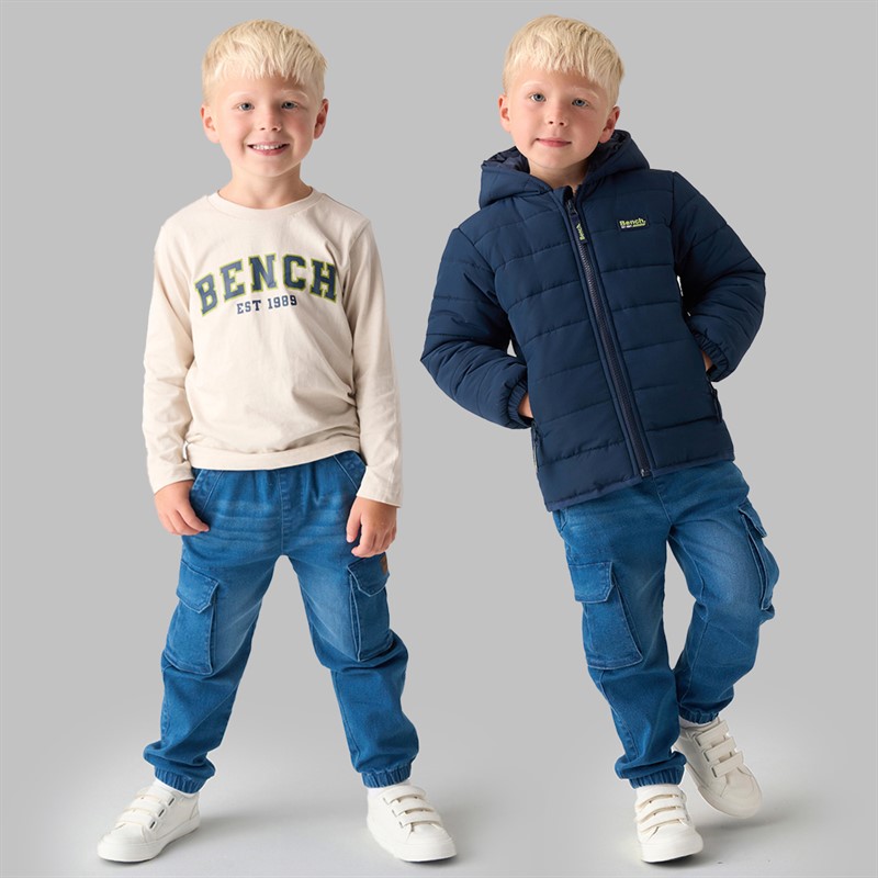 Bench Junge Daunenmantel T Shirt Und Jeans Set Blau