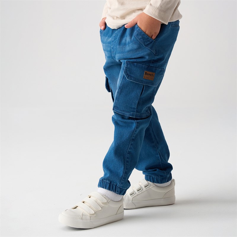 Bench Junge Daunenmantel T Shirt Und Jeans Set Blau