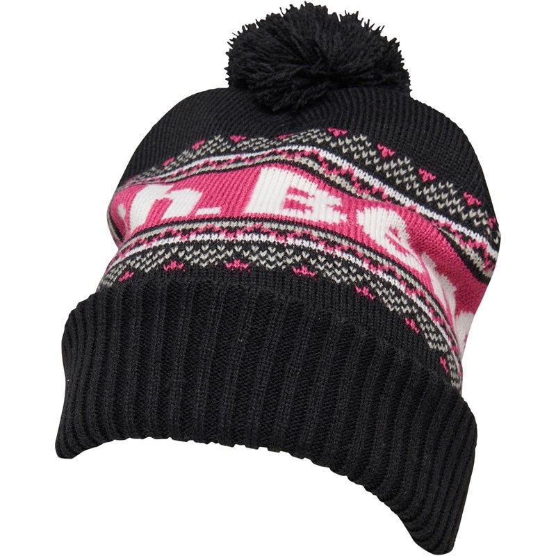 bench wooly hat