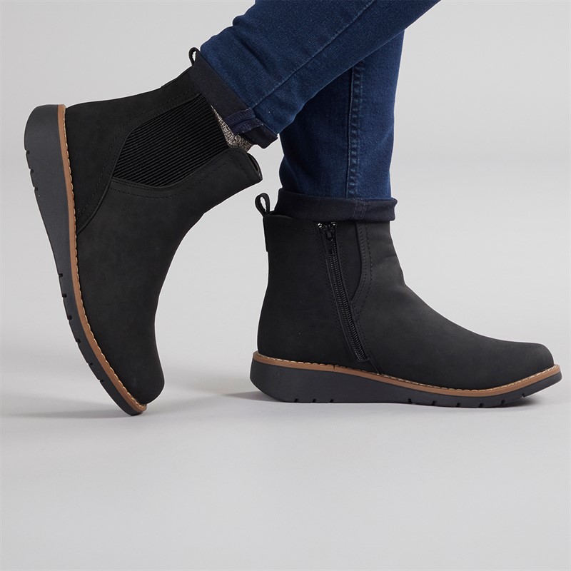 Womens Ella Wedge Chelsea Boots Black - Size 8
