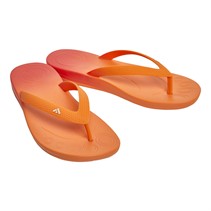 FitFlop Girls Iqushion Ergonomic Flip Flops Red Coral