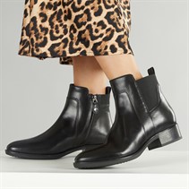 GEOX Womens Felicity Chelsea Boots Black