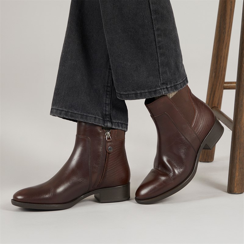 GEOX Womens Felicity Chelsea Boots Dark Brown