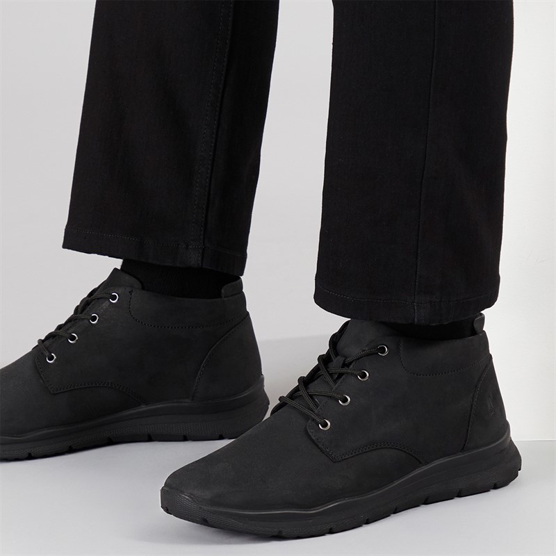 Hush Puppies Mens Finton Chukka Boots Black Leather/Black Sole