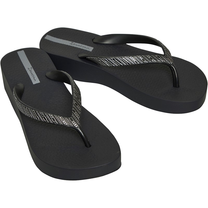 Ipanema Womens Mesh Wedge Links Flip Flops Black