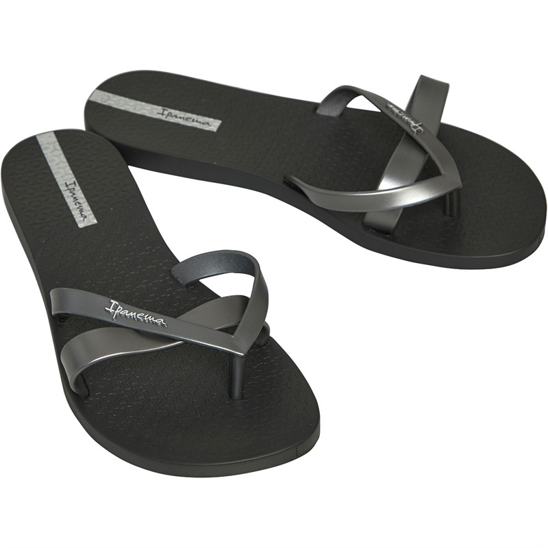 Ipanema Womens Kirei 21 Flip Flops Graphite