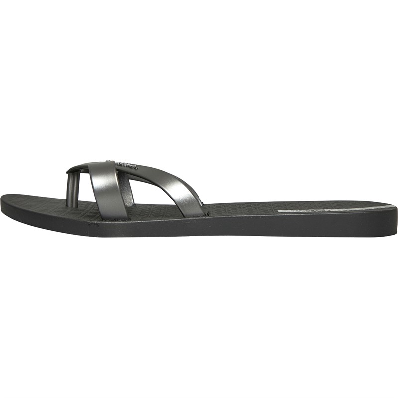 Ipanema Womens Kirei 21 Flip Flops Graphite