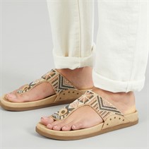 Blowfish Womens Malibu Lyric Thong Footbed Sandals Sand/Natural