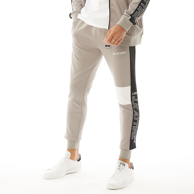 jogging attire
